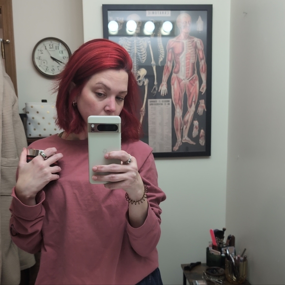 Meet your Posher, Jennifer - Picture 2 of 4